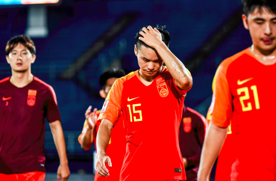  青训小将替补建功，绝杀球点燃主场