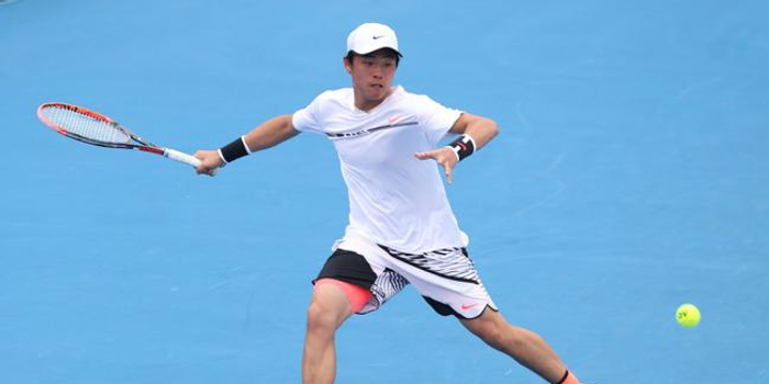  深圳挑战赛决出冠军，中国选手吴易昺斩获赛季首冠  